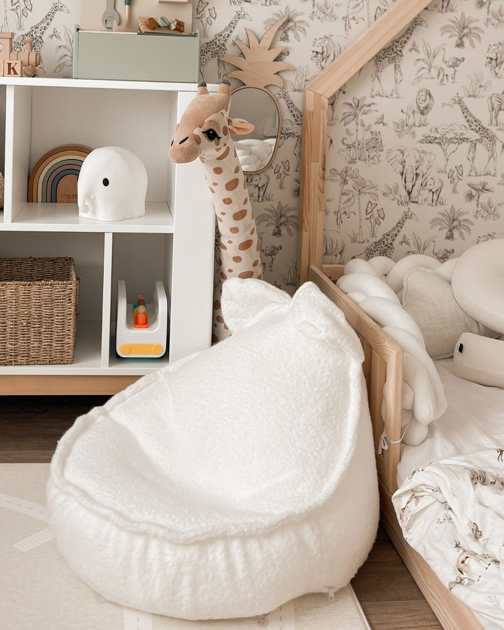 MeowBaby® Bearly Teddy Sako Bag White