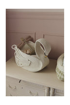 Decorative Basket Swan