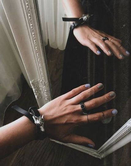 Wolf Leather Bracelet - Silver Matte