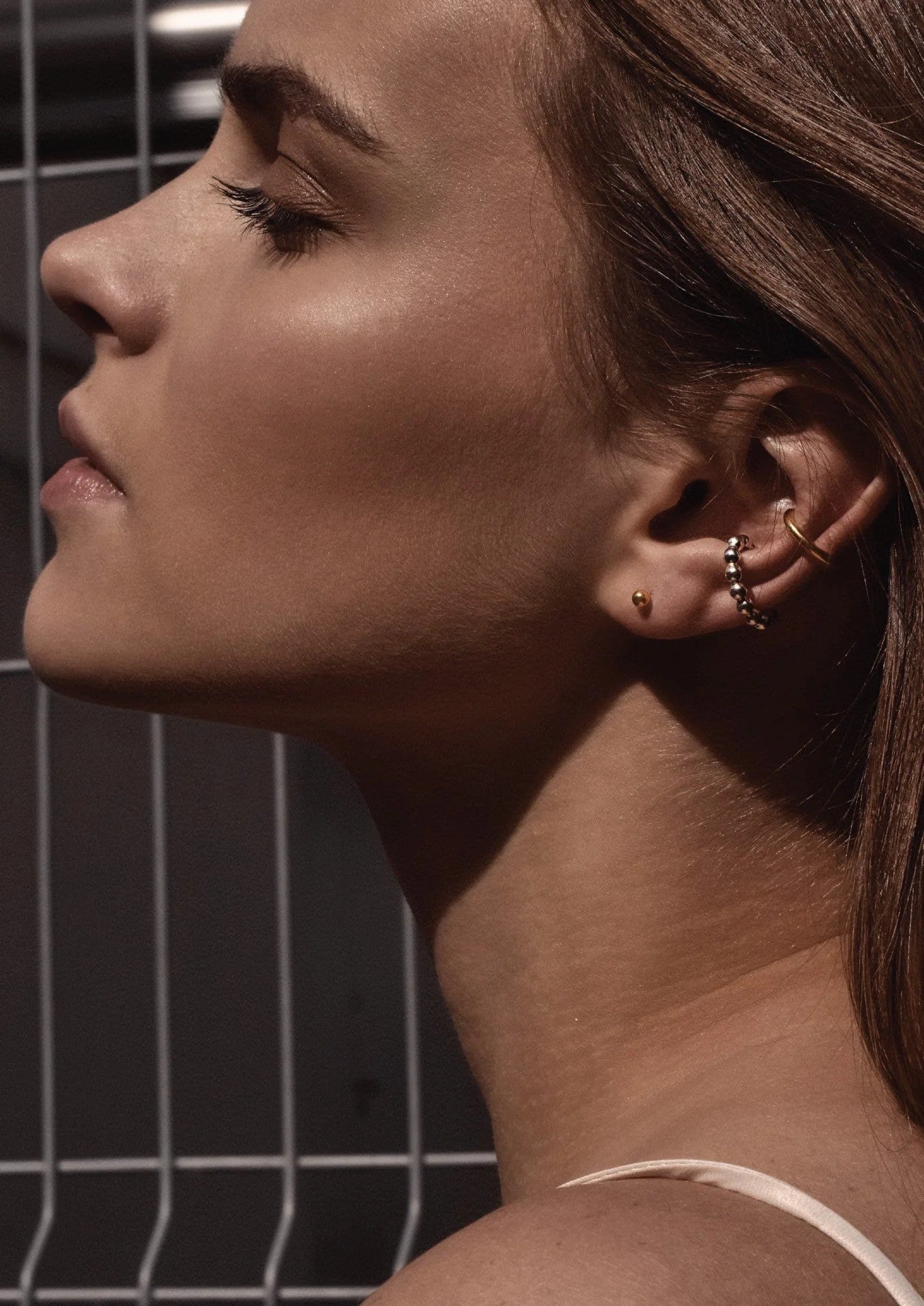 Line Ear Cuff - Gold